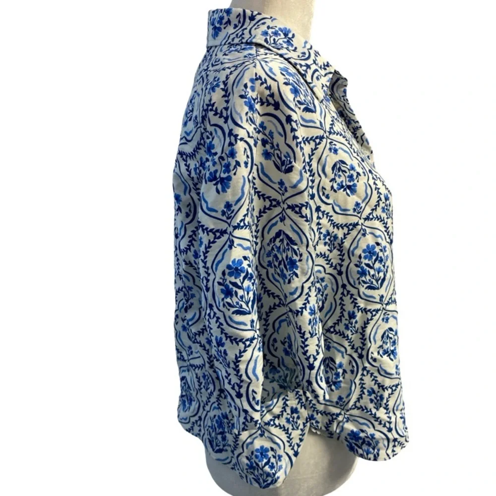 H&M Blue And White Patterned Short Sleeved Twill Button Down Shirt Size Small - Picture 9 of 15